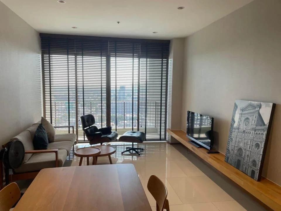 The Emporio Place — photo 1