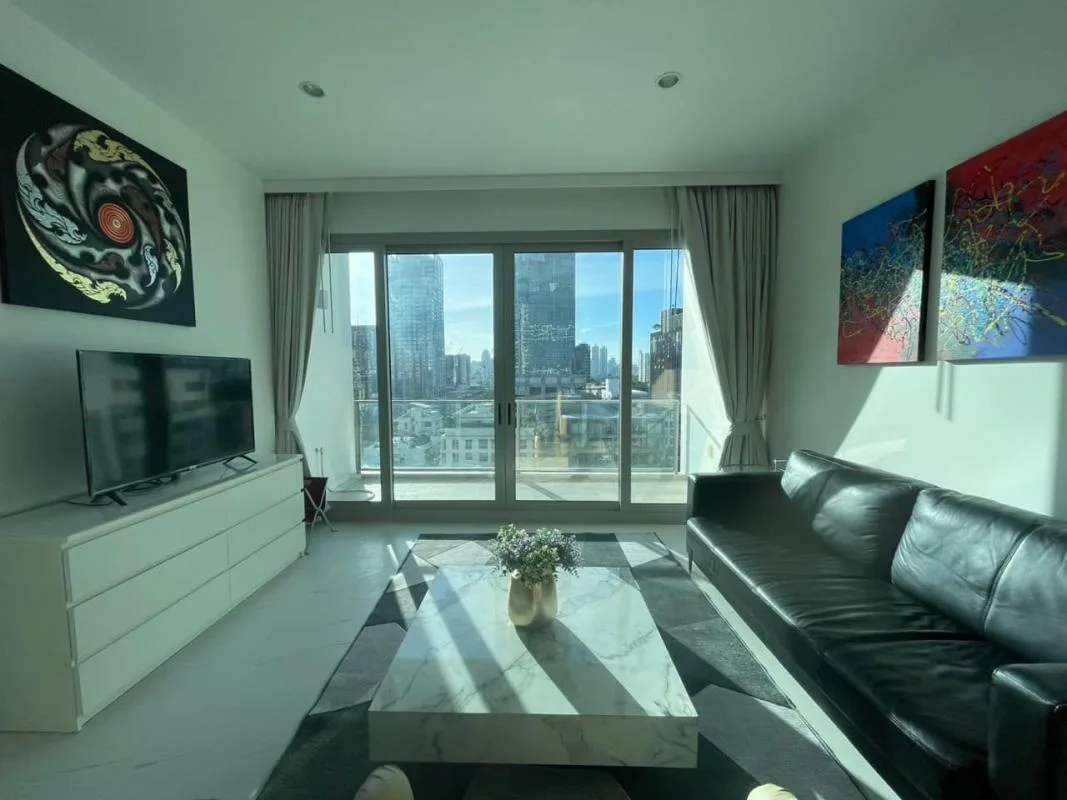 185 Rajadamri — photo 1