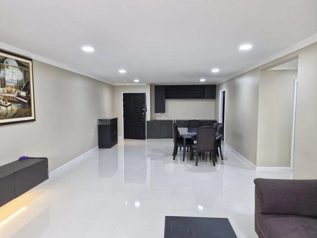 D.S. Tower 2 Sukhumvit 39 — photo 3
