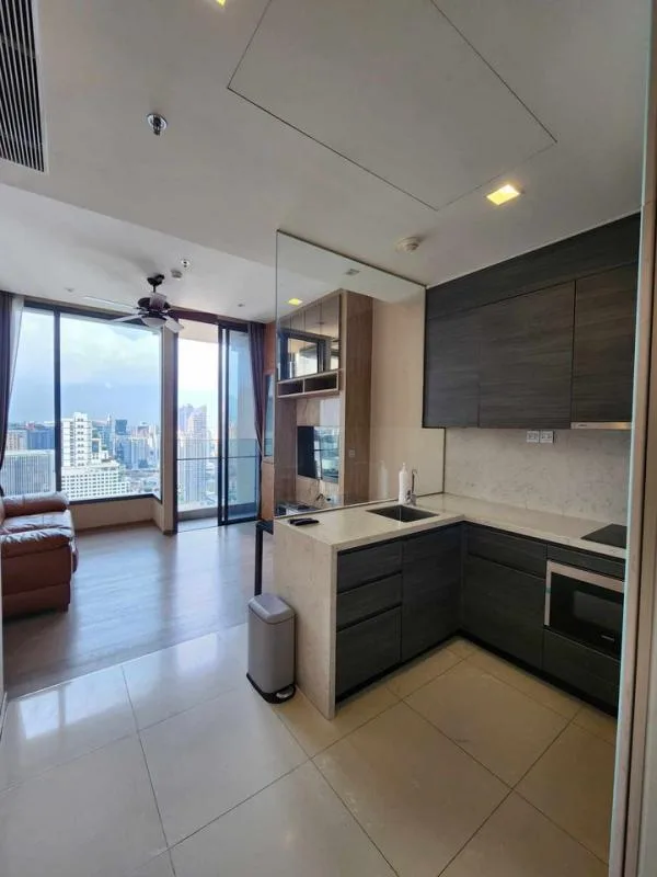 The Esse Asoke — photo 1