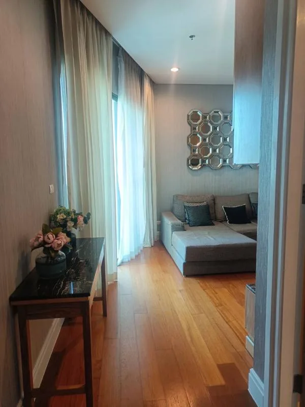 Bright Sukhumvit 24 — photo 2