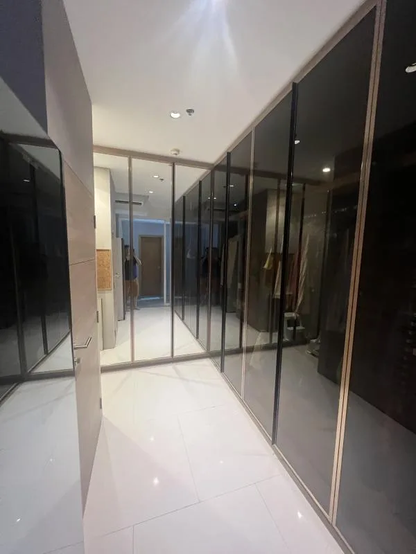 The Empire Place — photo 12