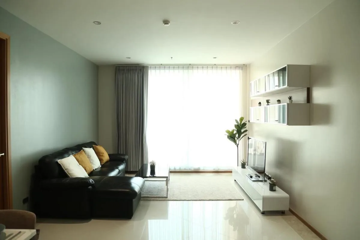 The Empire Place — photo 1