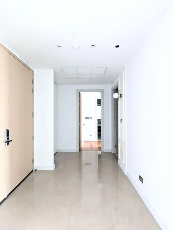 Sindhorn Residence — photo 5