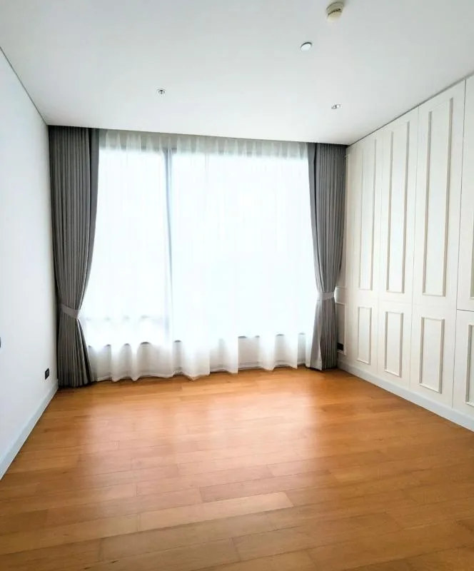 Sindhorn Residence — photo 10