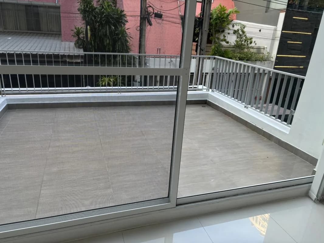 Office 43/6 Soi Suk 11 — photo 15