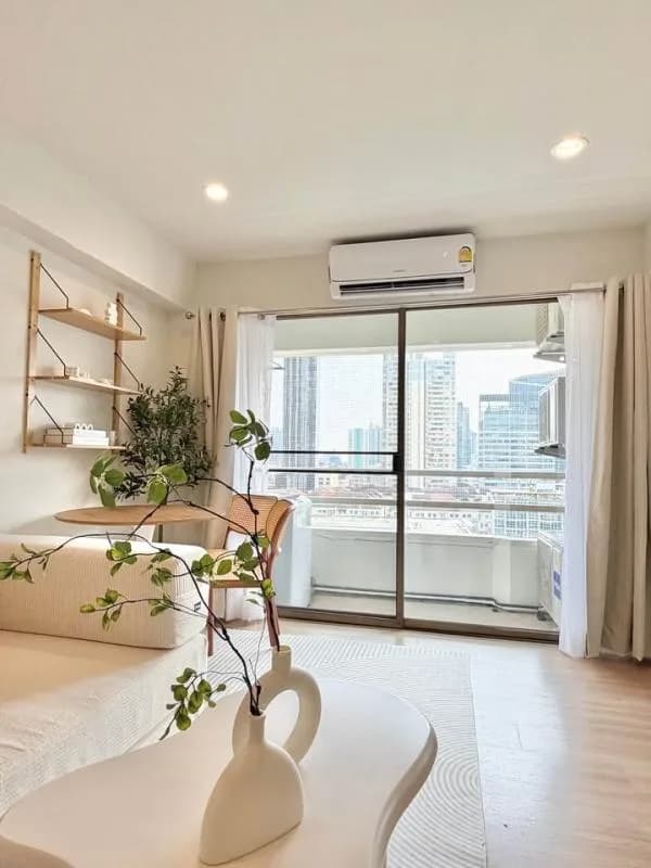 Thonglor Tower — photo 6