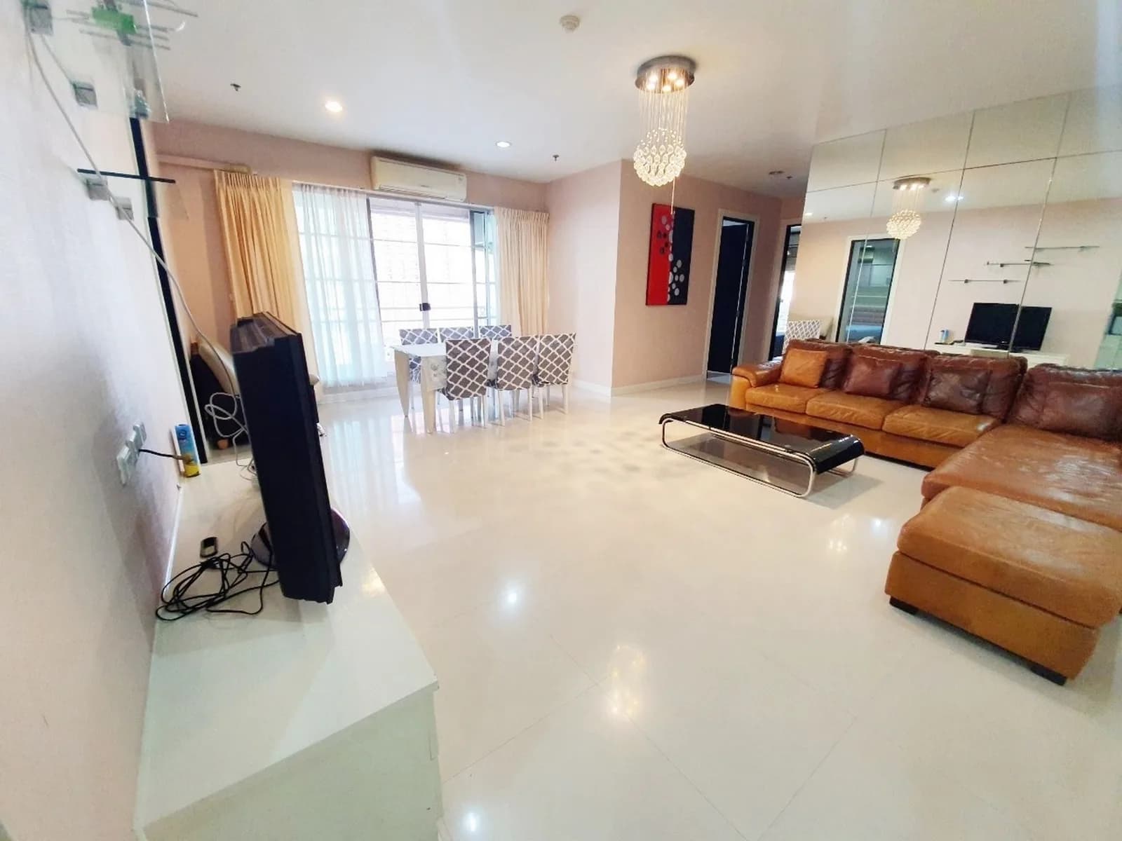 Baan Klang Krung Siam - Pathumwan — photo 1