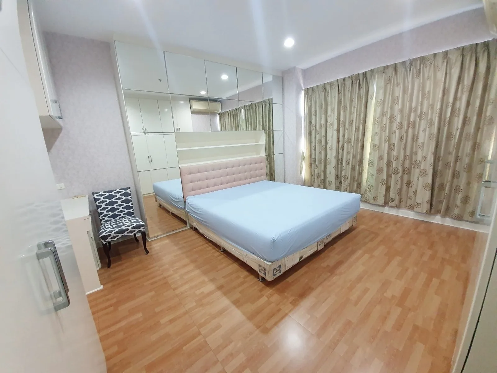 Baan Klang Krung Siam - Pathumwan — photo 5