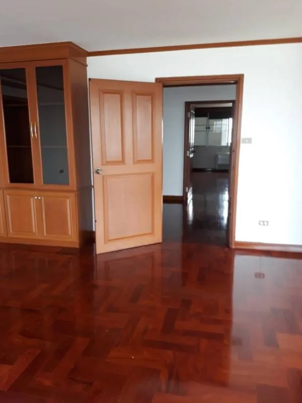 D.S. Tower 1 Sukhumvit 33 — photo 20