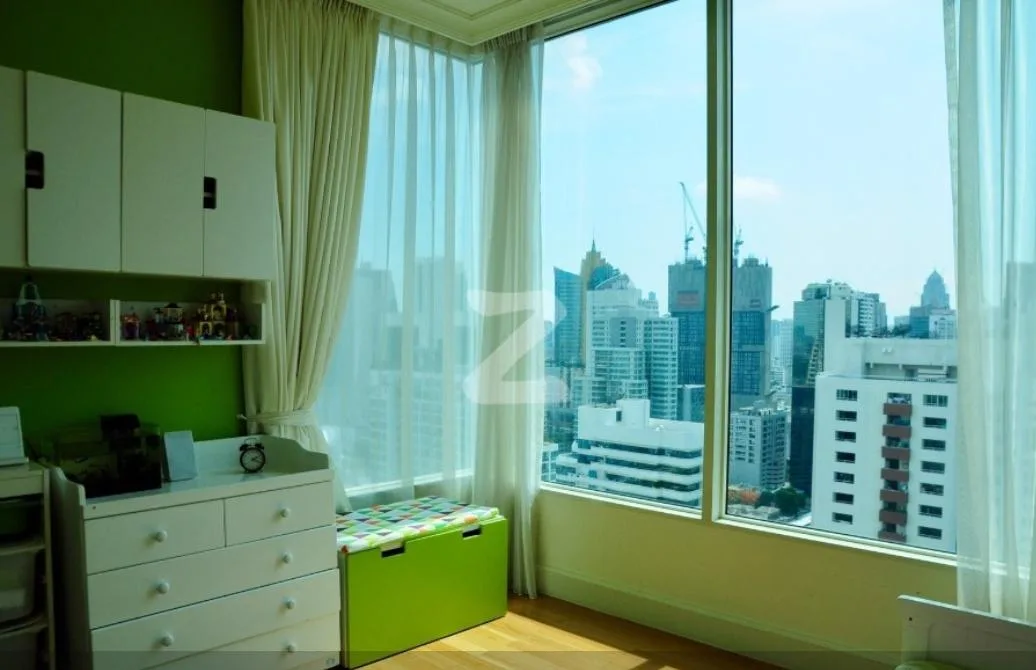 Royce Private Residences — photo 11
