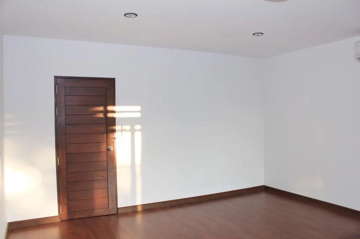 Townhouse Soi Aree Samphan 7 — photo 5