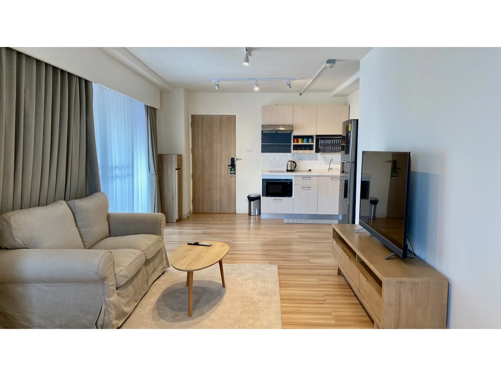 38 Mansion — photo 1