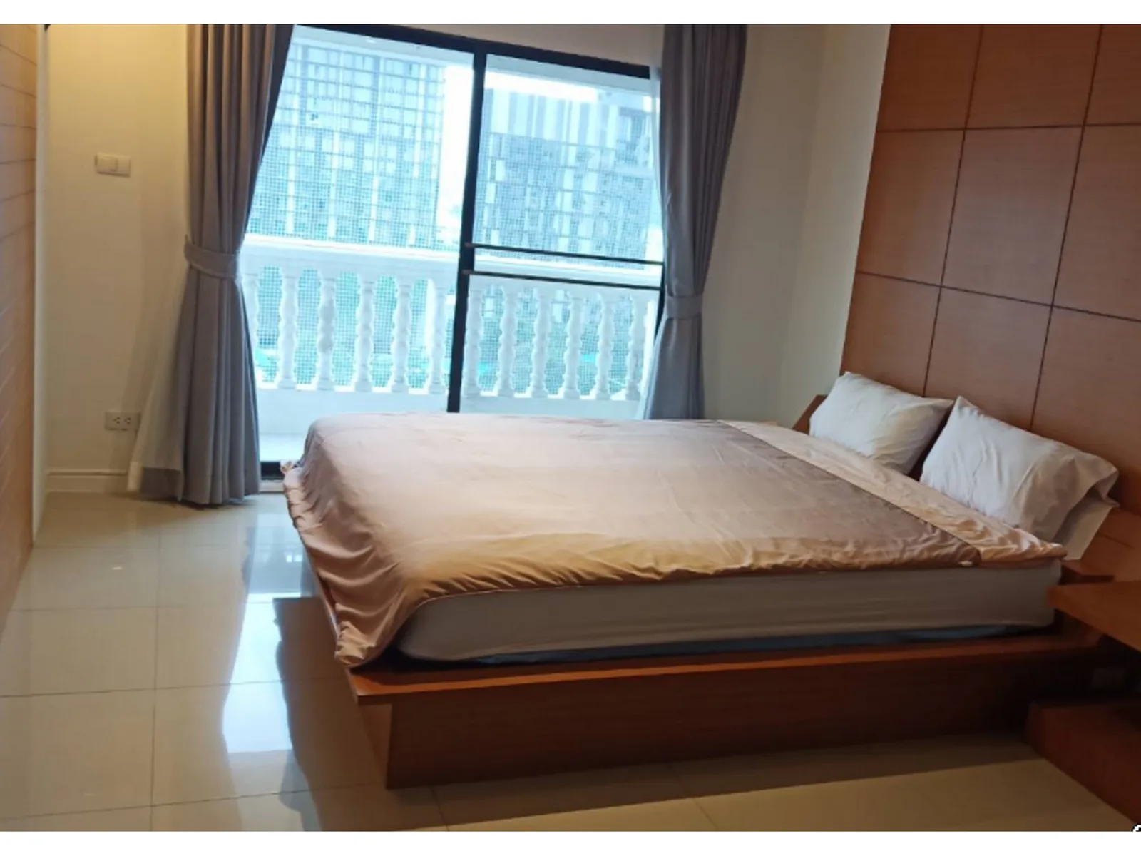 38 Mansion — photo 2