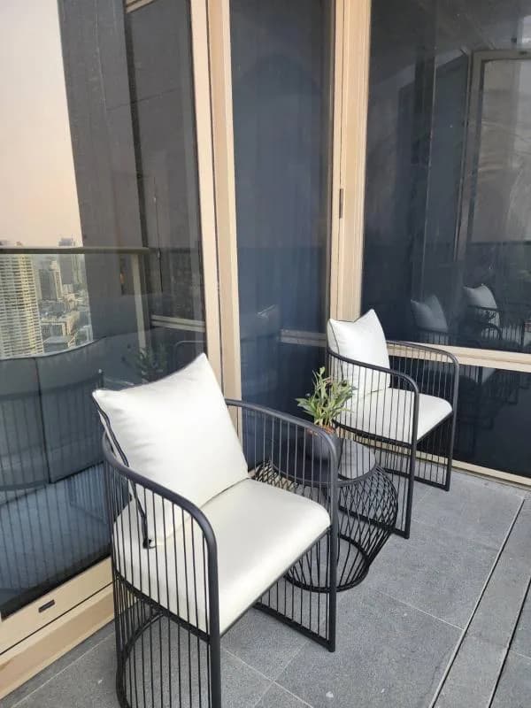 Four Seasons Private Residences — photo 11