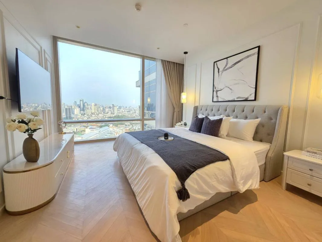 Four Seasons Private Residences — photo 13