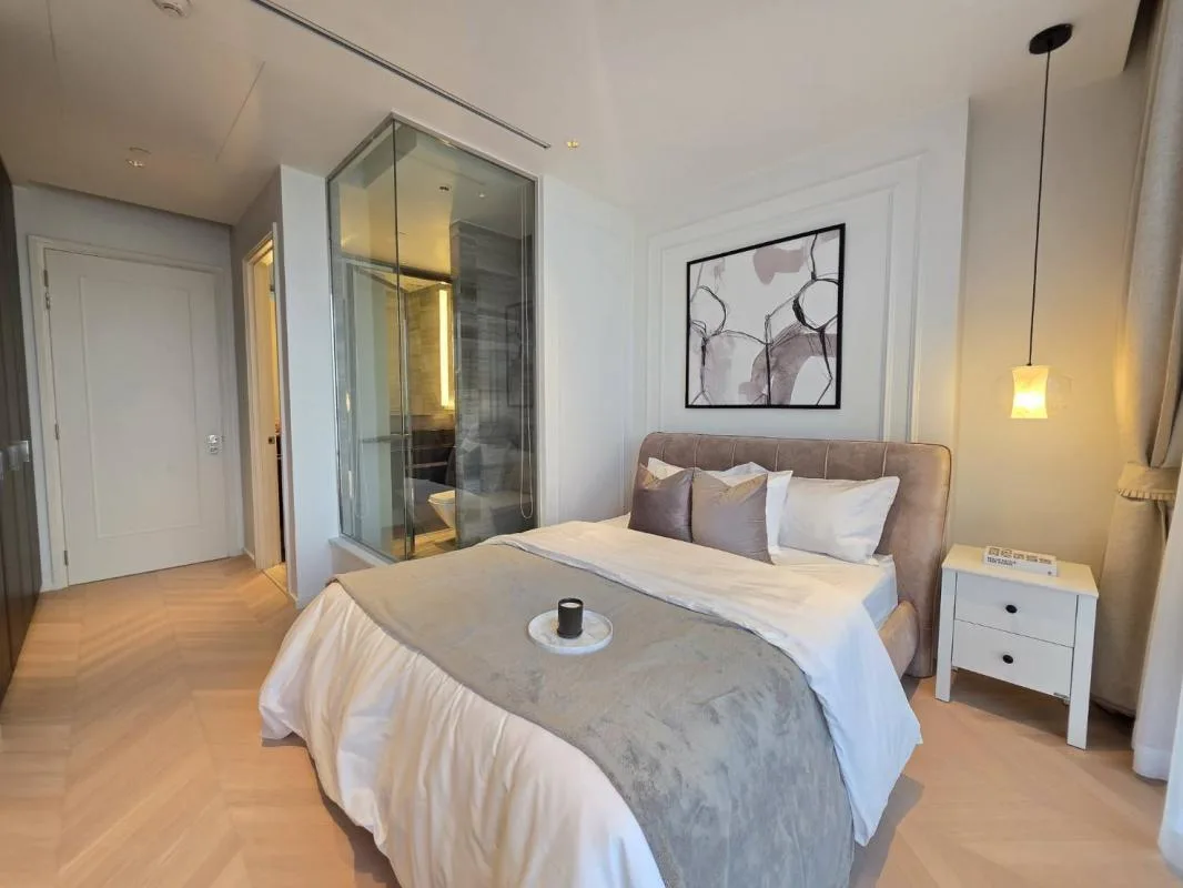 Four Seasons Private Residences — photo 18
