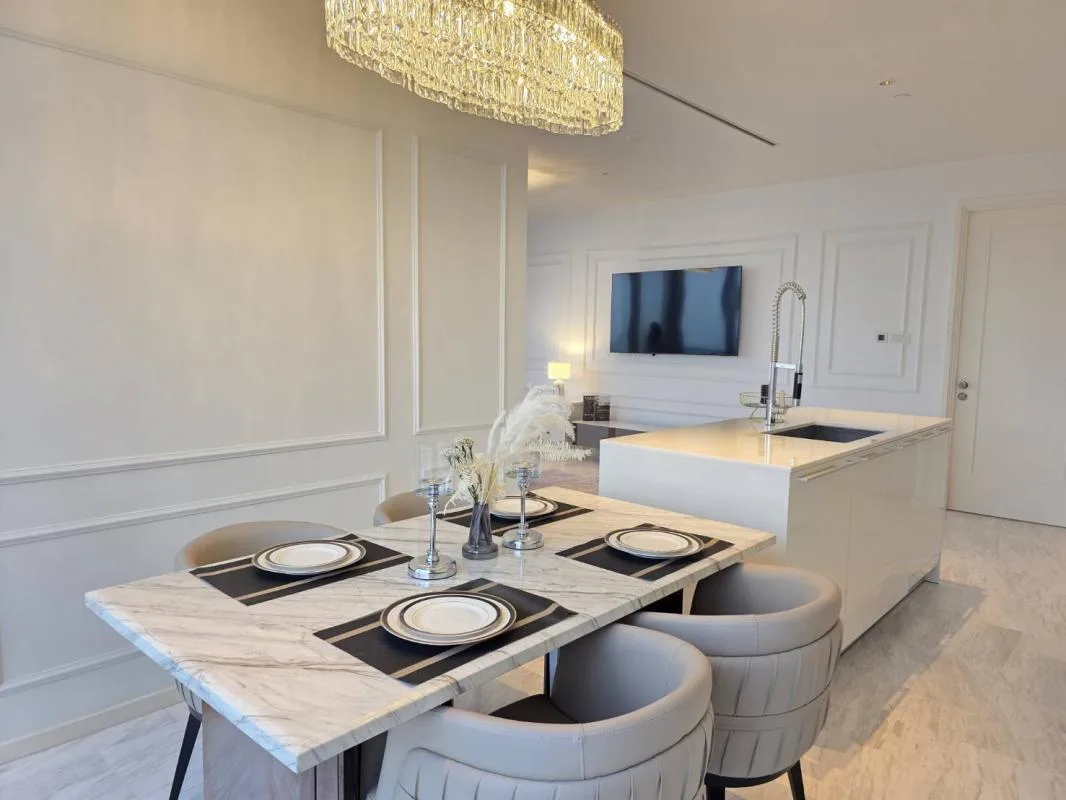 Four Seasons Private Residences — photo 7