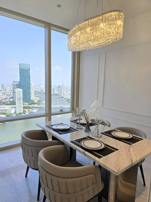 Four Seasons Private Residences — photo 10