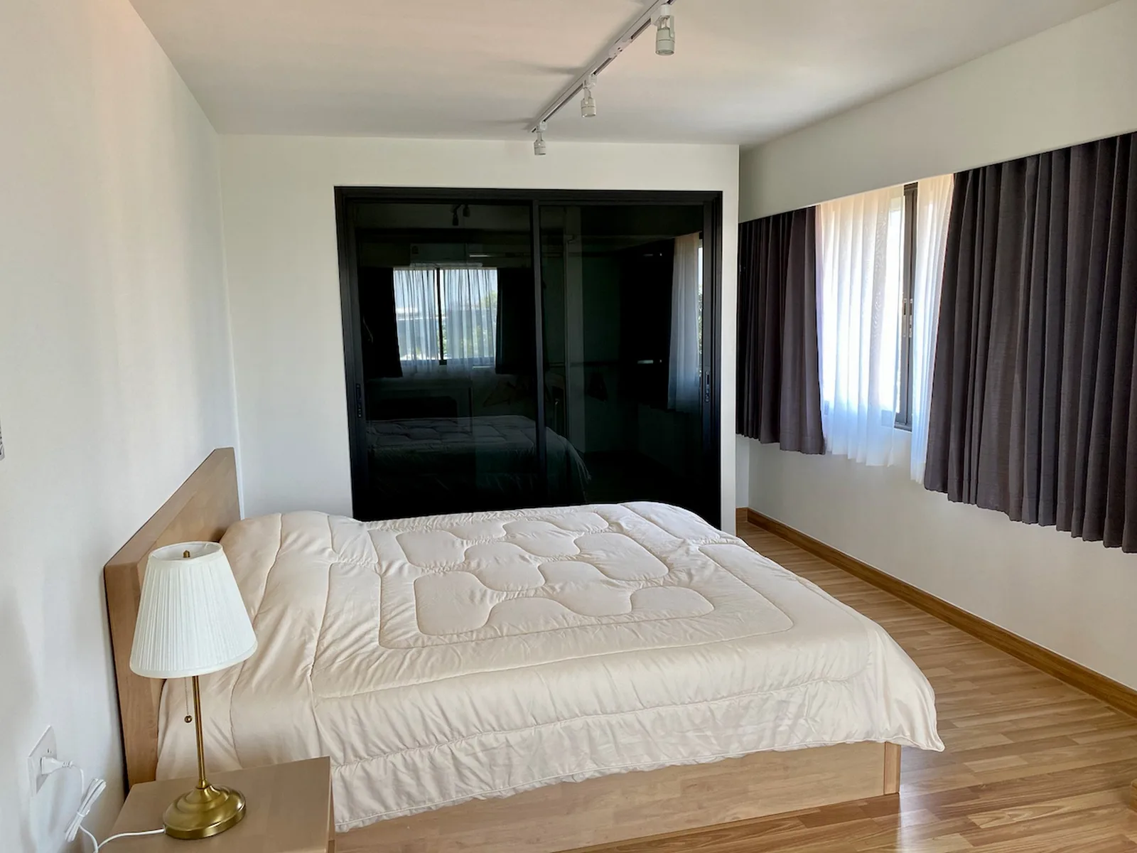 38 Mansion — photo 3