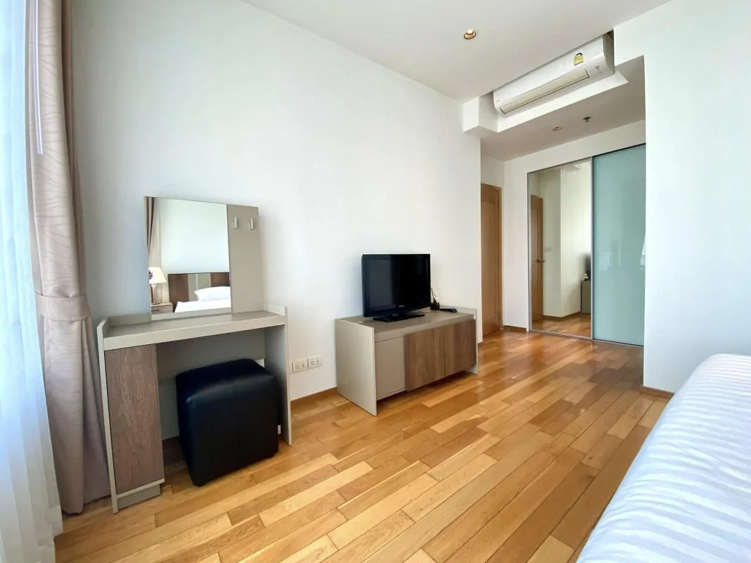 The Emporio Place — photo 10