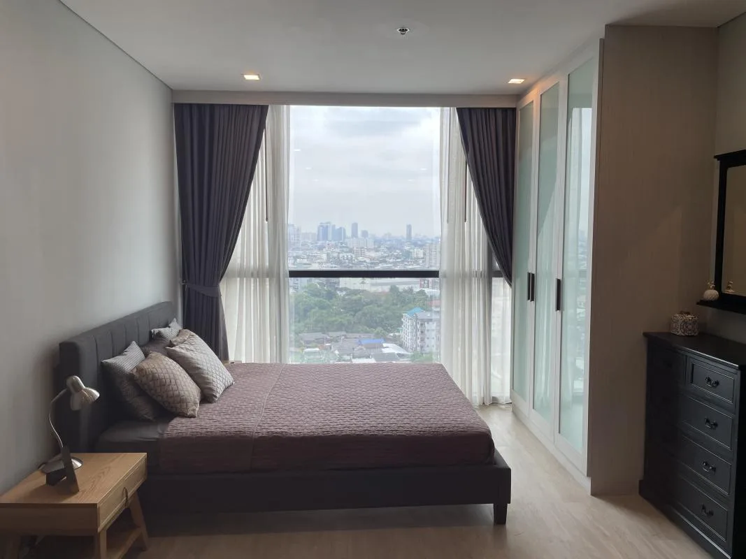 Sky Walk Condominium — photo 2