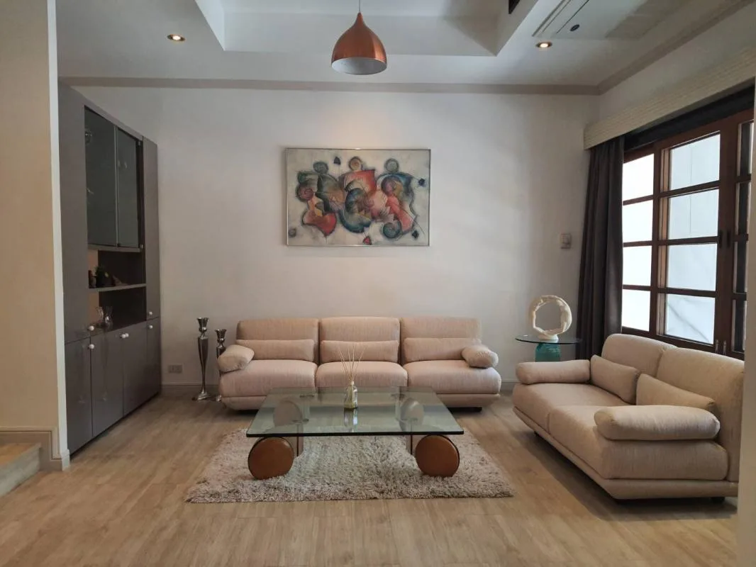 Townhome Rama 4 Rd. — photo 1
