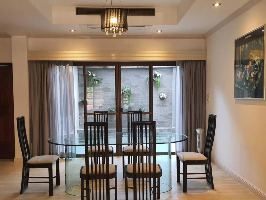 Townhome Rama 4 Rd. — photo 3