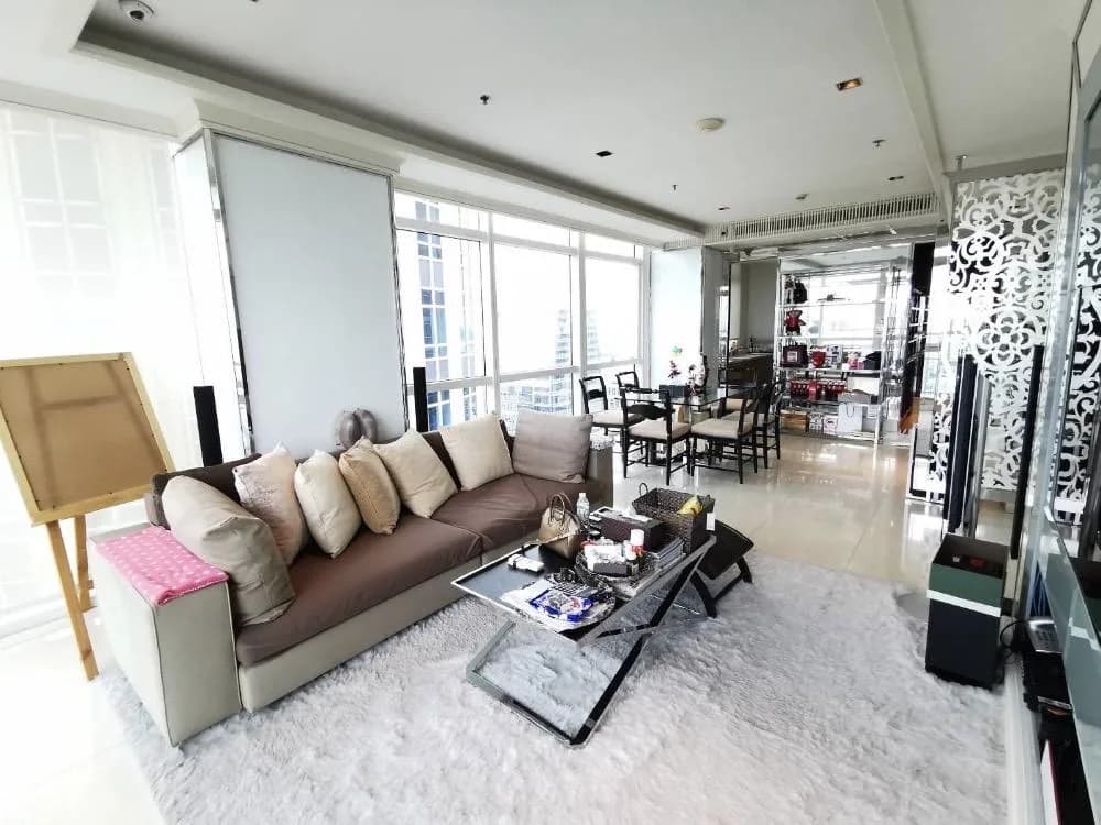 Athenee Residence — photo 1