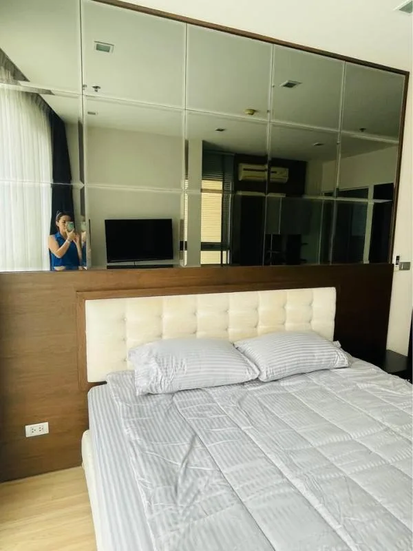 Sky Walk Condominium — photo 10