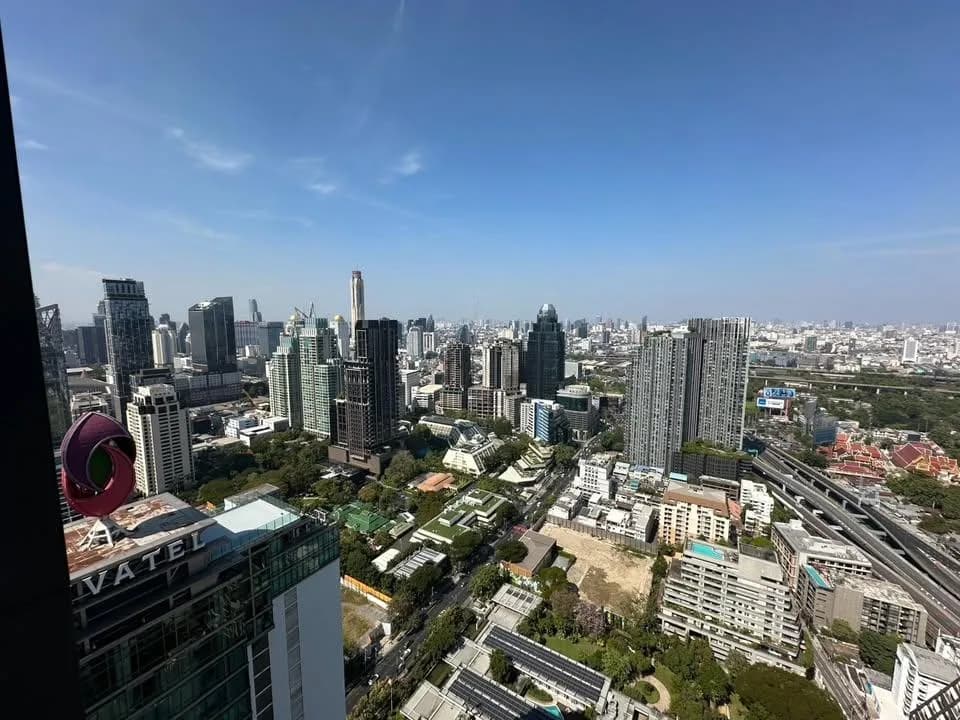 Noble Ploenchit — photo 15