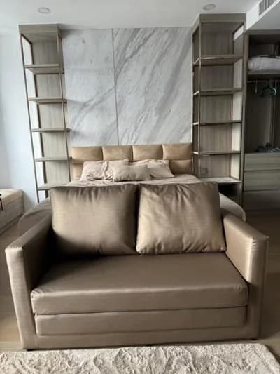 Ashton Chula - Silom