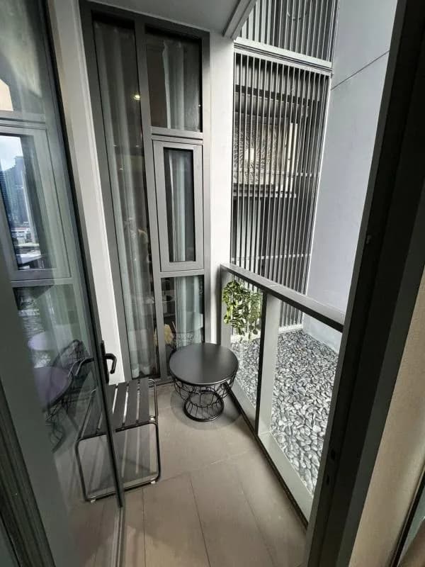 Tait Sathorn 12 — photo 15