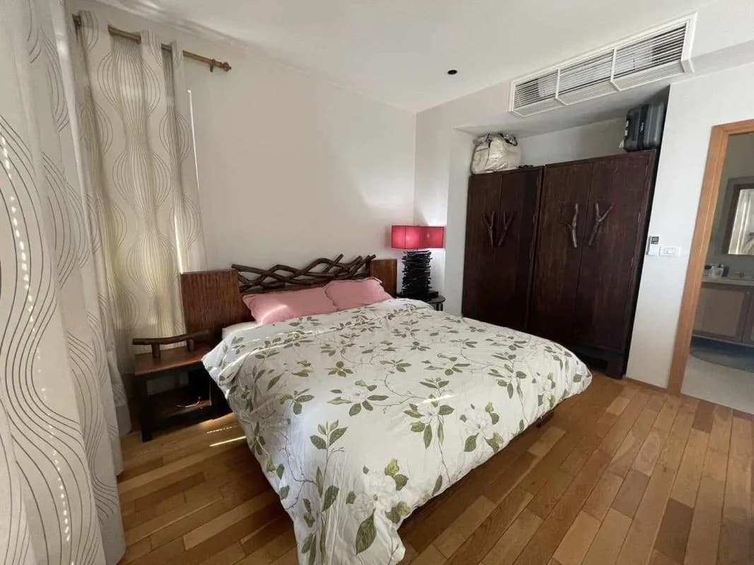 The Emporio Place — photo 6