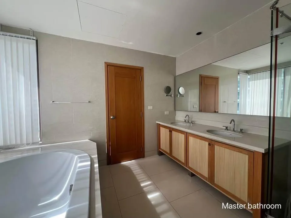 The Emporio Place — photo 16