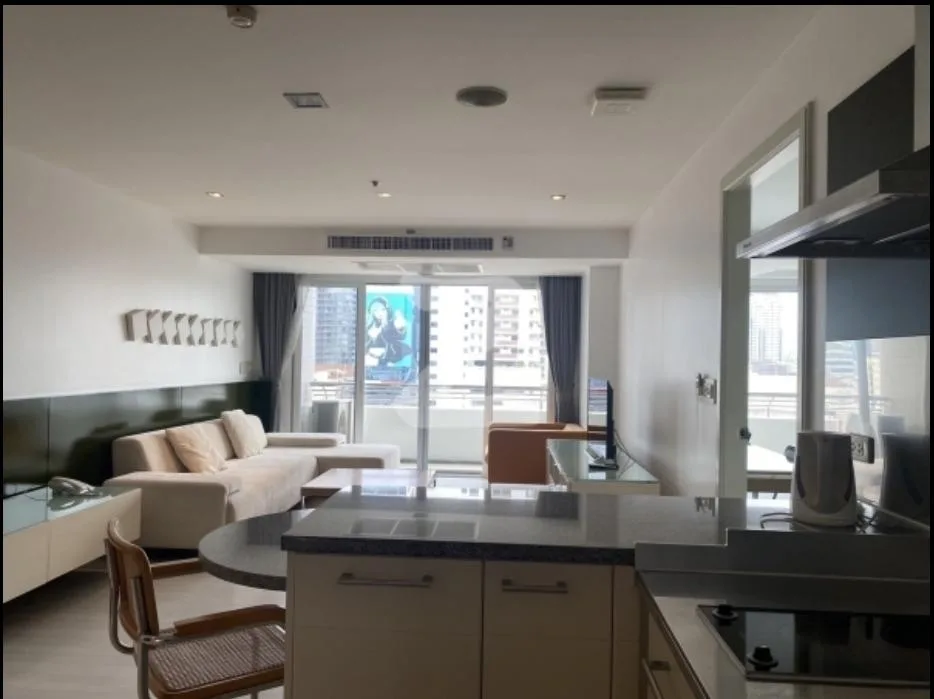 Park Thonglor Tower — photo 2