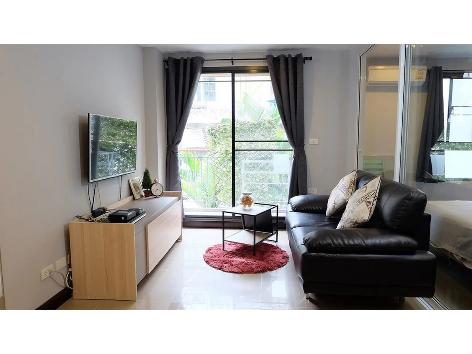 Mirage Sukhumvit 27 — photo 1