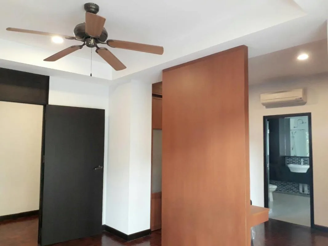 Niti Court — photo 15