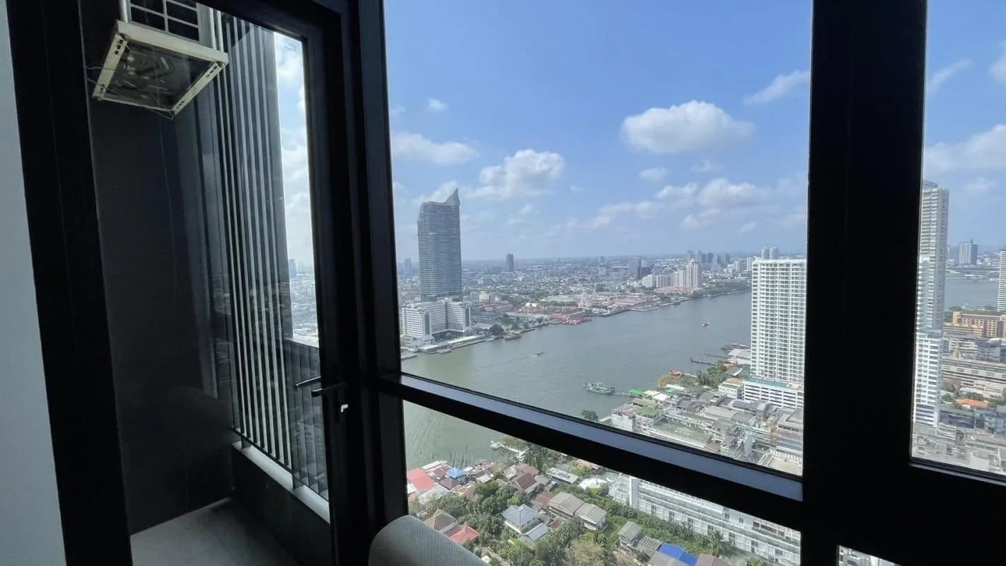 Chapter Charoennakhorn-riverside — photo 3