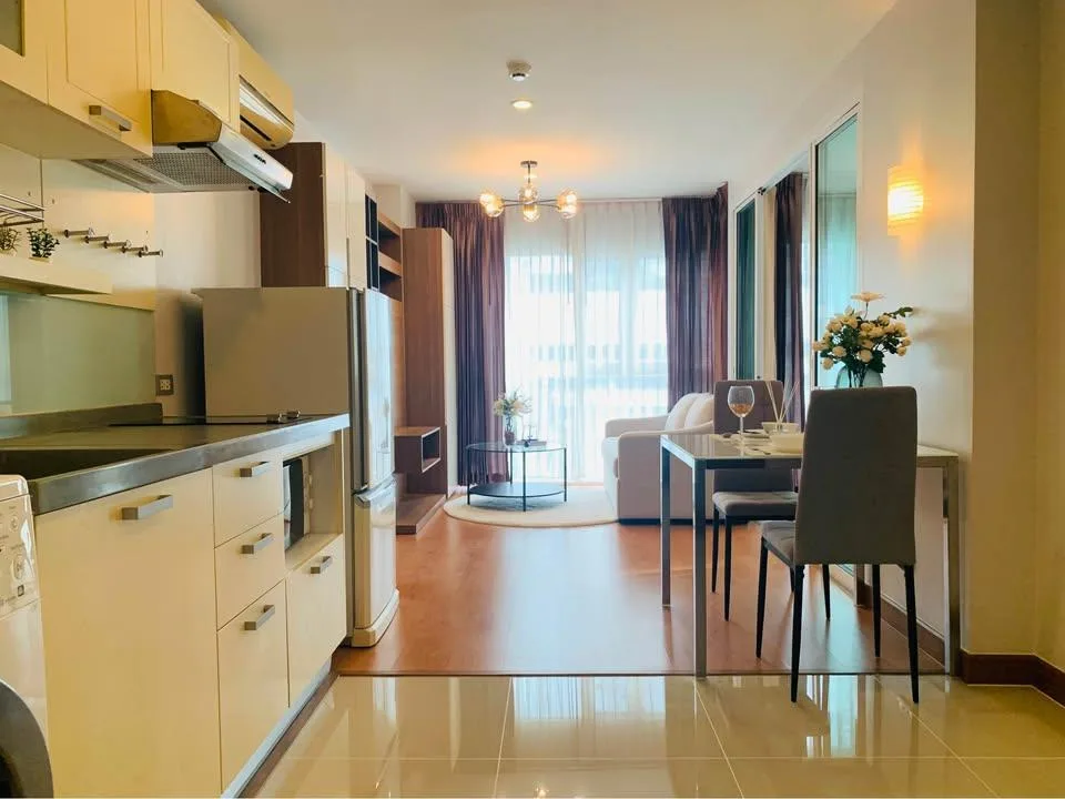 Tourmaline Gold Sathorn - Taksin — photo 1