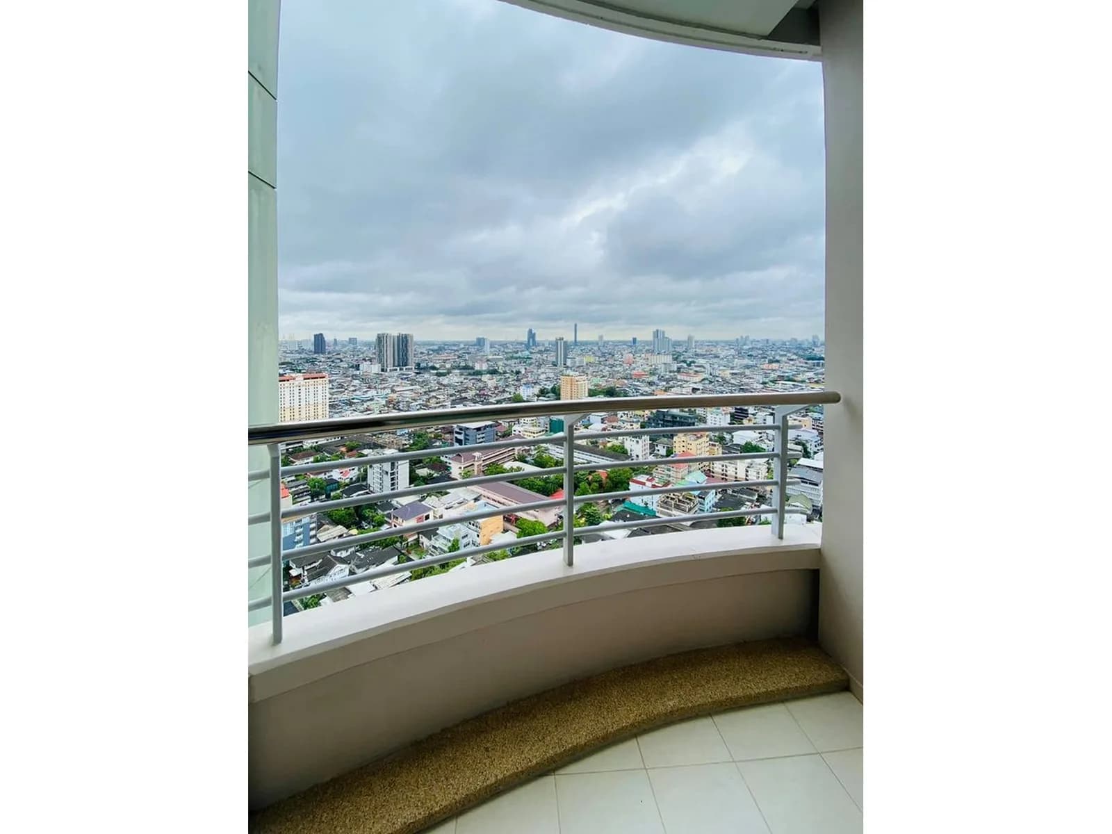 Sathorn Heritage — photo 8