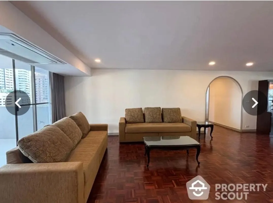Tongtip Mansion — photo 1