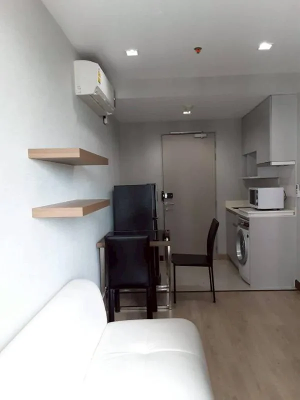 Ideo Mobi Phayathai — photo 1