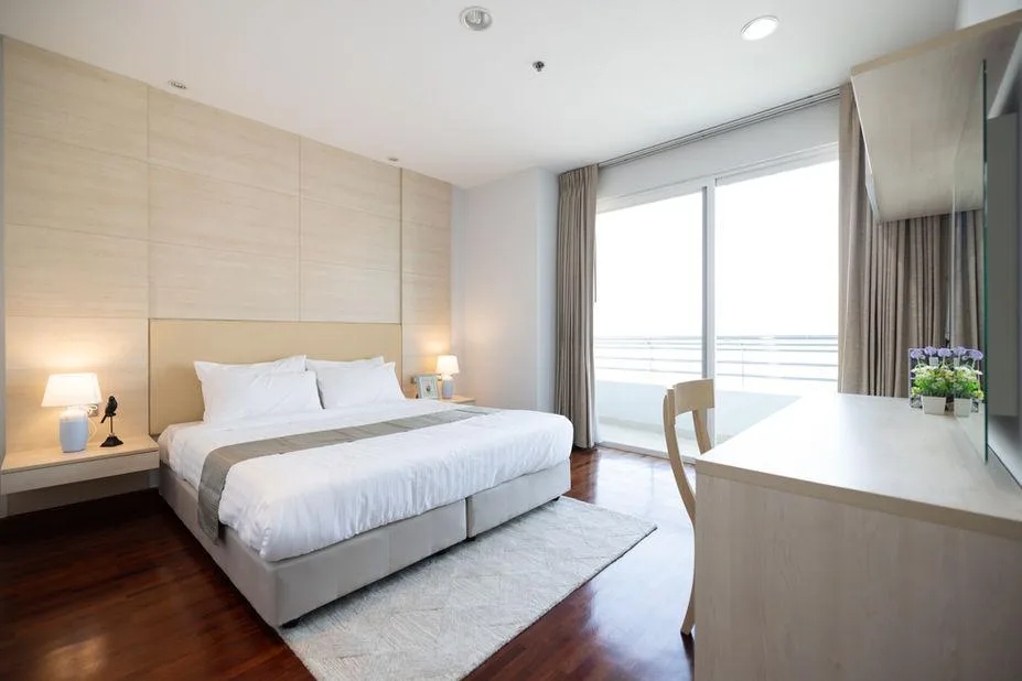 The Residence — photo 15