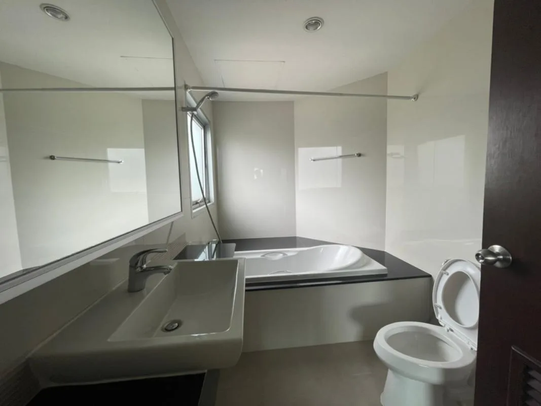 P.w.t. Mansion — photo 14
