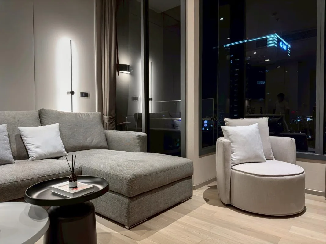 The Esse Asoke — photo 3