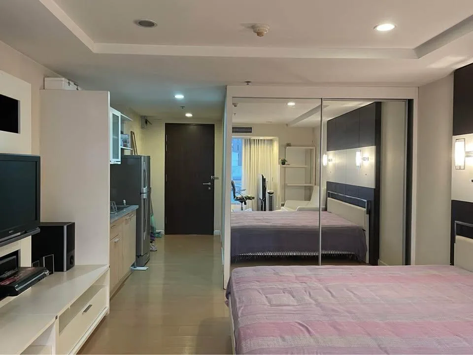 The Trendy Condominium — photo 6