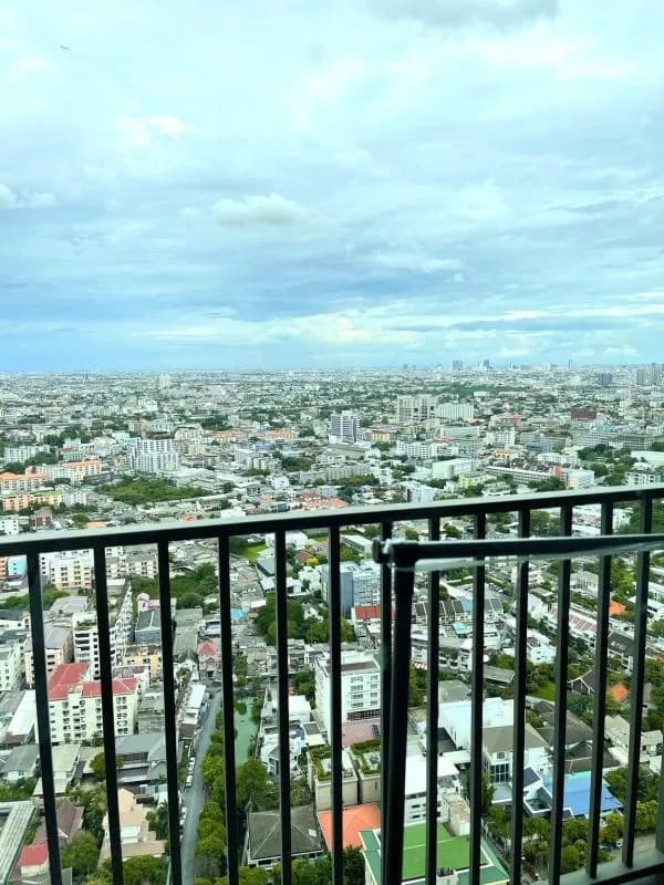 C Ekkamai — photo 12