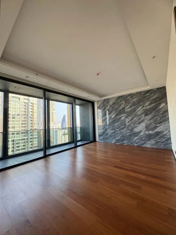 The Estelle Phrom Phong — photo 1