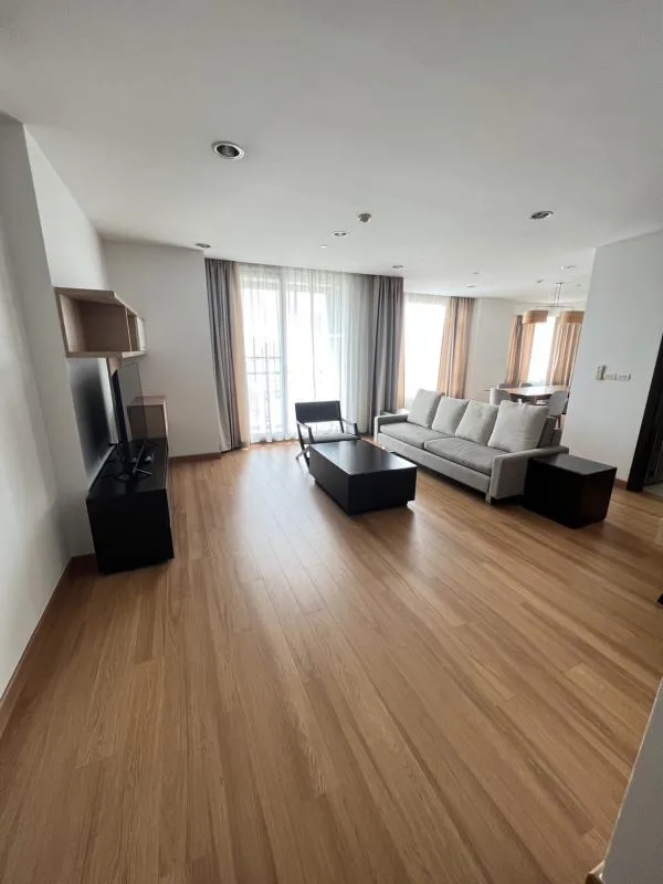 Capital Residence — photo 1